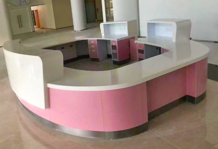 Alien Reception Desk